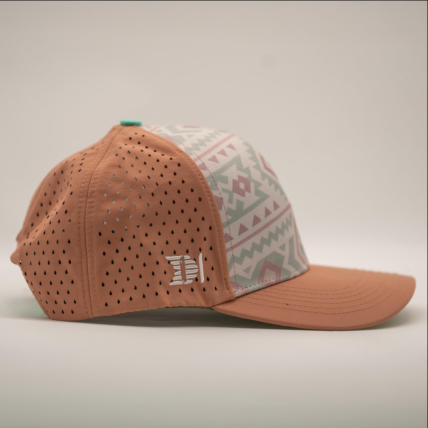Aztek 2 – Basecap Curved Brim