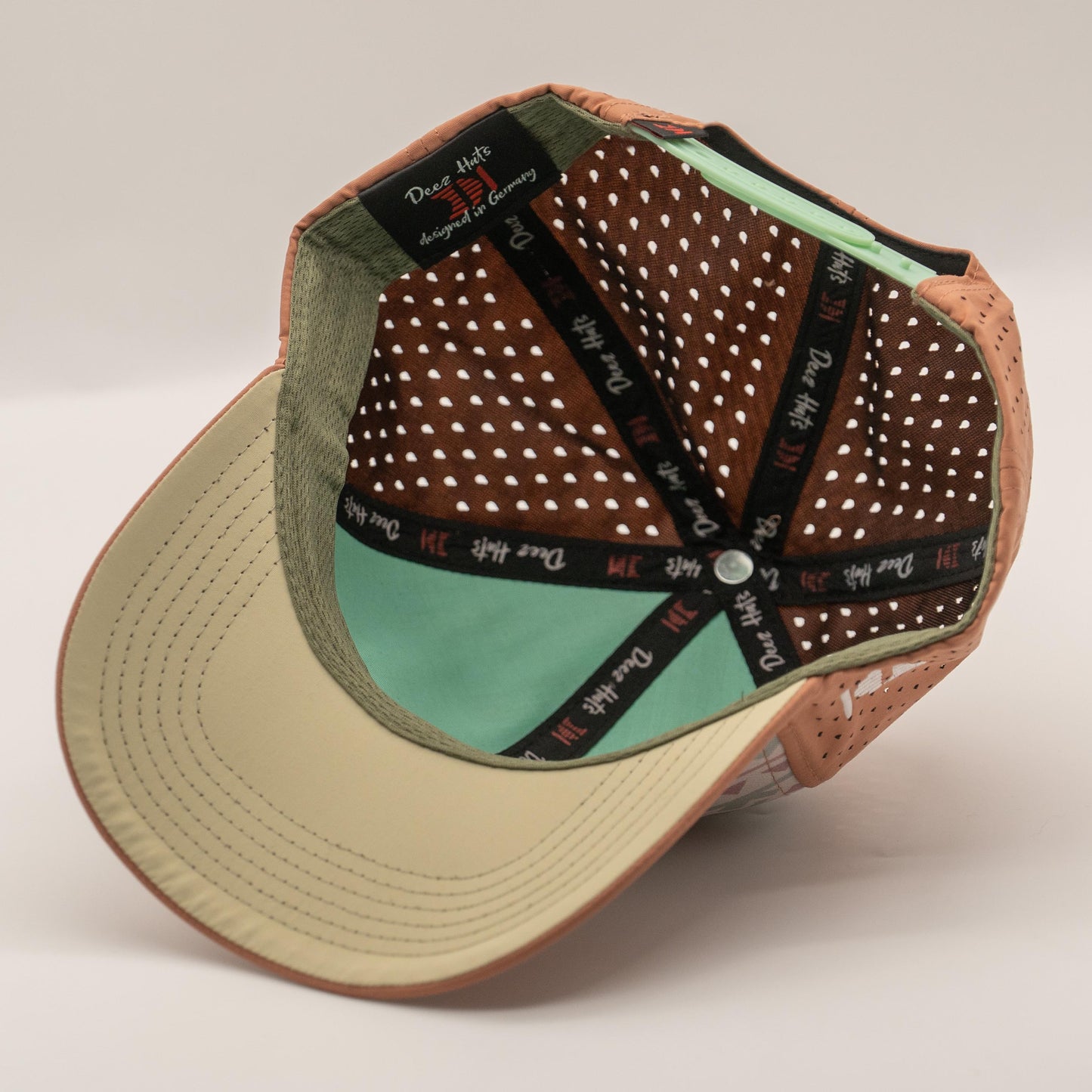 Aztek 2 – Basecap Curved Brim