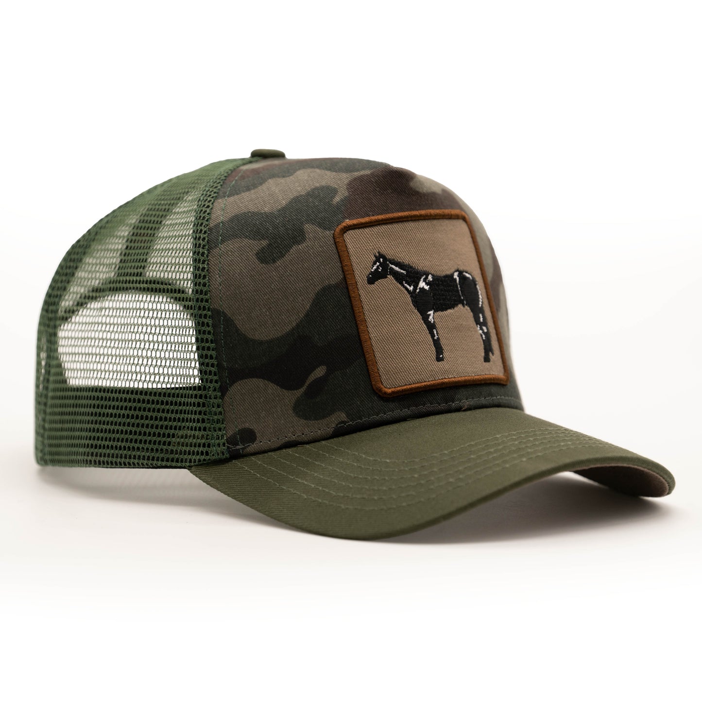 Camo QH Curved Brim Trucker