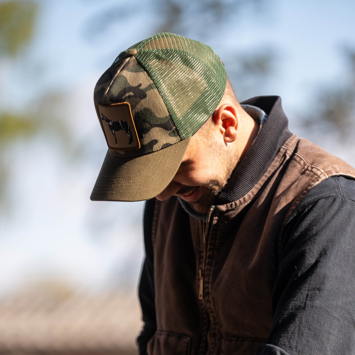 Camo QH Curved Brim Trucker